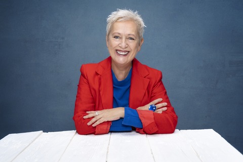 Lioba Albus - Kabarett zum Weltfrauentag 2026 - mit ihrem brandneuen Bühnenprogramm: „Ende offen“ - Kleve - 08.03.2026 19:00 Lioba Albus - Kabarett zum Weltfrauentag 2026 - mit ihrem brandneuen Bühnenprogramm: „Ende offen“ - Kleve - 08.03.2026 19:00