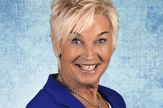 Zu einem Kabarettabend mit Doris Reichenauer wird in die Festhalle Lenzkirch eingeladen
