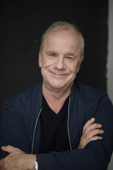 Lesung mit Hubertus Meyer-Burckhardt - &#8222;Die Sonne scheint immer. Fr die Wolken kann ich nichts.&#8220; - Was meine Gromutter mir ber das Leben erzhlte - Baden-Baden - 18.03.2026 20:00