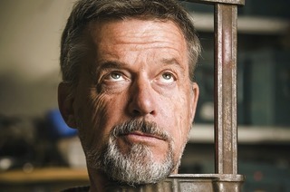 Uli Boettcher plaudert im Programm &#8222;Herr der Zwinge&#8220; im Freiburger Vorderhaus,aus dem Werkzeugkstchen