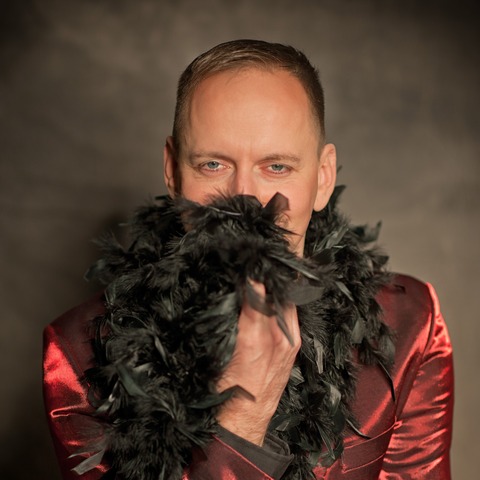 Jo van Nelsen - „Solang nicht die Hose am Kronleuchter h�ngt“ - Nidderau - 27.02.2026 20:00