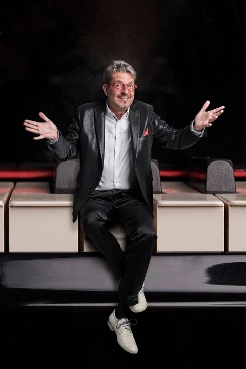 Frhlich durch 300 Jahre Musikgeschichte - Musikkomdiant und Showpianist Felix Reuter - Bad Saarow - 06.02.2026 19:30