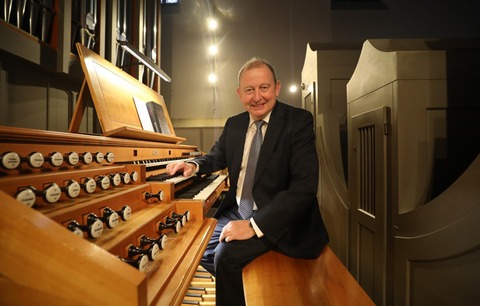 Otto M. Kr�mer - improvisiert live den Stummfilm „Der Gl�ckner von Notre Dame“ - Pforzheim - 21.05.2026 19:00