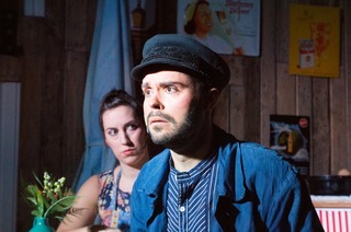 Hafen Revue Theater - 'Sehnsucht nach dem Hafen'