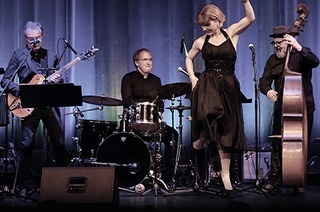 Musik liegt in der Luft: Eine Hommage an Caterina Valente - Musik liegt in der Luft: Eine Hommage an Caterina Valente