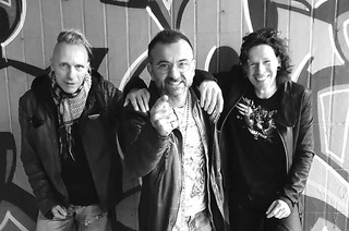 Bad Trinity bieten harten Rocksound im Mehlsack Emmendingen