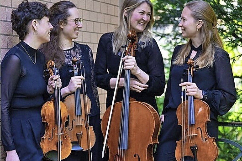 In der Veranstaltungsreihe Kreuz und Quer wird das Freiburger Juval-Quartett vorgestellt - Badische Zeitung TICKET In der Veranstaltungsreihe Kreuz und Quer wird das Freiburger Juval-Quartett vorgestellt - Badische Zeitung TICKET