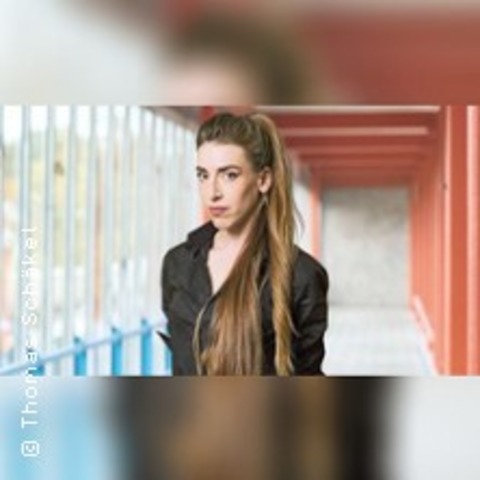 Karina Syndicus - Die Mond�ne ist mein Krafttier - Premiere - K�LN - 25.06.2026 20:00