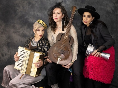 VKB Band - Drei New Yorkerinnen pr�sentieren Tom Waits Songs auf feminine Weise - F�rth - 10.03.2026 20:00