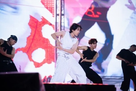 j-hope Tour &#8222;HOPE ON THE STAGE&#8220; - The Movie - Offenburg - 12.11.2025 20:00