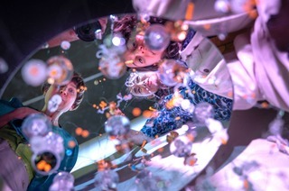 Ritournelles. Oder: Um das Kreisen kreisen (3+) - explore dance -Tanz fr junges Publikum / Urauffhrung