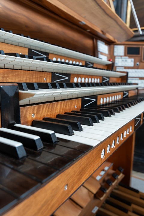 Orgelsommer - Meisterkonzert II - Sebastian K�chler-Blessing (Orgel) und Simon H�fele (Trompete) - Friedrichshafen - 09.08.2026 18:00