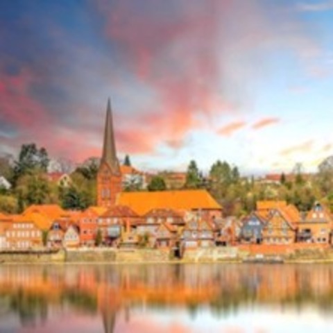 Elbe-Abenteuer nach Lauenburg - HAMBURG / 21423 WINSEN A.D. LUHE - 25.05.2026 11:00