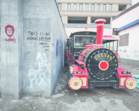 Vernissage FOTOAUSSTELLUNG VON MICHEL ABESSER: Zement und Gedchtnis - Freiburg - 03.12.2025 18:00