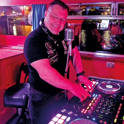 Back to the 80s/90s - Tageskreuzfahrten 2026 - Party - M�lheim an der Ruhr - 25.07.2026 19:00