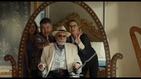 Soyut Disavurumcu Bir Dostlugun Anatomisi Veyahut Yan Yana - Weil am Rhein - 27.11.2025 16:15