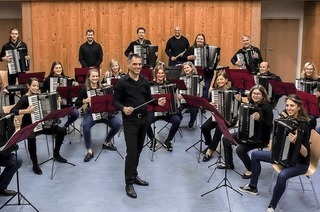 Akkordeonorchester Mnstertal bietet abwechslungsreichen Konzertabend in der Belchenhalle