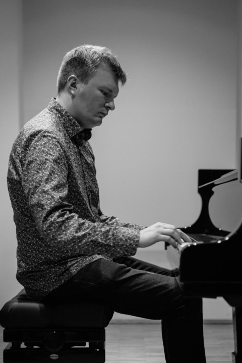 Vitalii Kianitsyia: Night Music - Ein Liegekonzert - Friedberg - 13.06.2026 20:00