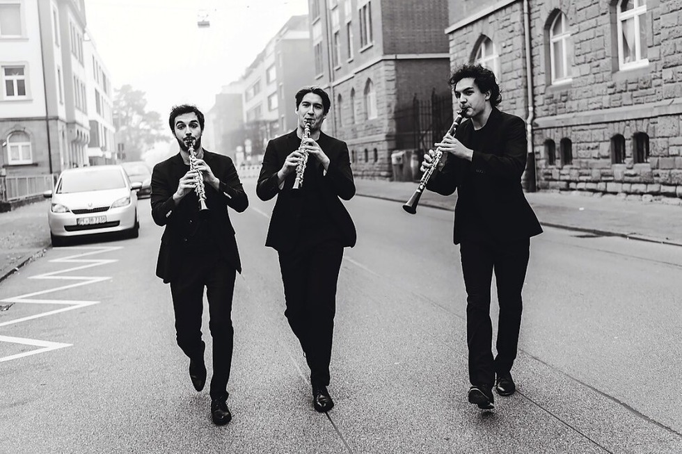 Bernd Ruf, die Philharmonie Baden-Baden und das Trio Clari Noir geben ein Crossover-Konzert im Lahrer Parktheater - Badische Zeitung TICKET