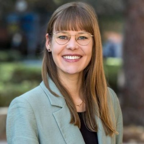 Prof. Dr. Eva Asselmann: Too Much - warum wir Kontrolle suchen und Kraft im Loslassen finden - Ettlingen - 17.03.2026 19:30