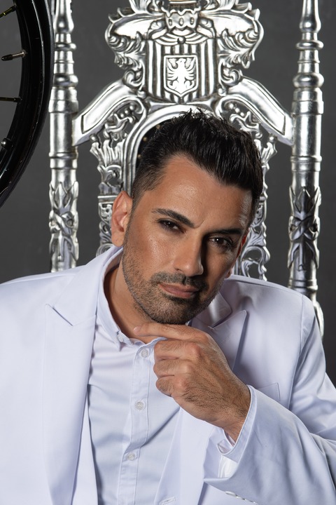 GASTSPIEL Tan Caglar o Der Teufel tr�gt Rollstuhl - Lutherstadt Wittenberg - 22.05.2027 19:30