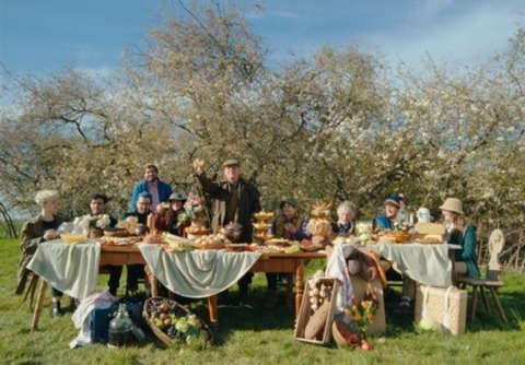 Rote Sterne berm Feld - Kehl - 28.11.2025 17:10