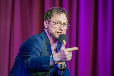 Man kann Pointen nur vergessen, wenn man viele hat - Magdeburg - 13.02.2026 19:30