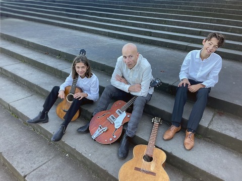 Anton Adasinskiy (DEREVO) & S�hne - „Lichter nebenan“ - Berlin - 31.01.2026 19:00