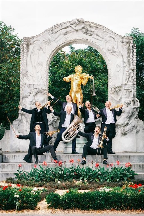 MNOZIL BRASS - STRAU$$ - Baden-Baden - 22.01.2027 20:30