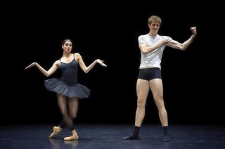 Am Donnerstag, 4. Dezember, tritt das Bayerische Junior Ballett Mnchen im Burghof Lrrach auf.