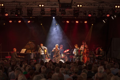 Ahrenshooper Social Club - XXL zum Jubil�um - Ostseebad Ahrenshoop - 21.06.2026 14:00