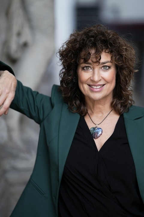 Isabel Varell - Bad Homburg - 23.04.2026 20:00