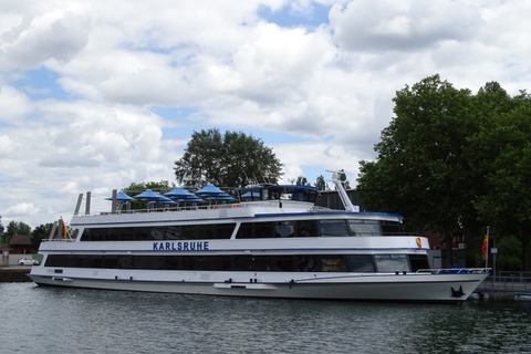 4 - H�fen - Rundfahrt - Jubil�umsfahrt - Maxau, W�rth, �lhafen, Leopoldshafen ohne Zwischenstop zur�ck. - Karlsruhe - 07.06.2026 15:00