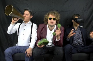 Jazz GPT spielt jazzige Arrangements bekannter Weihnachtslieder im Offenburger KiK