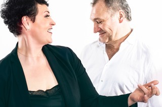 Voice & Strings - Musik & Antipasti - Steffi Denk und Hans &#8222;Yankee&#8220; Meier mit neuer CD &#8222;Best of Stevie Wonder&#8220;