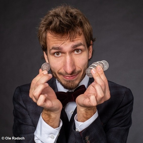 Der kann ja zaubern - Zauberei und Comedy Toby Rudolph - Bad Nauheim - 02.10.2026 20:00