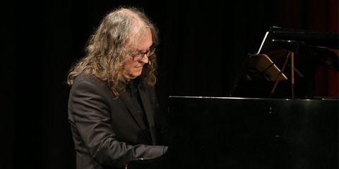 Jean Kleeb: Primavera -� �Mozart goes Jazz - Marburg - 01.03.2026 11:00