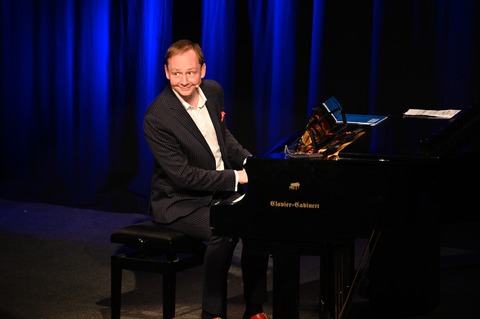 Christoph Reuter - hringen - 18.04.2027 19:30