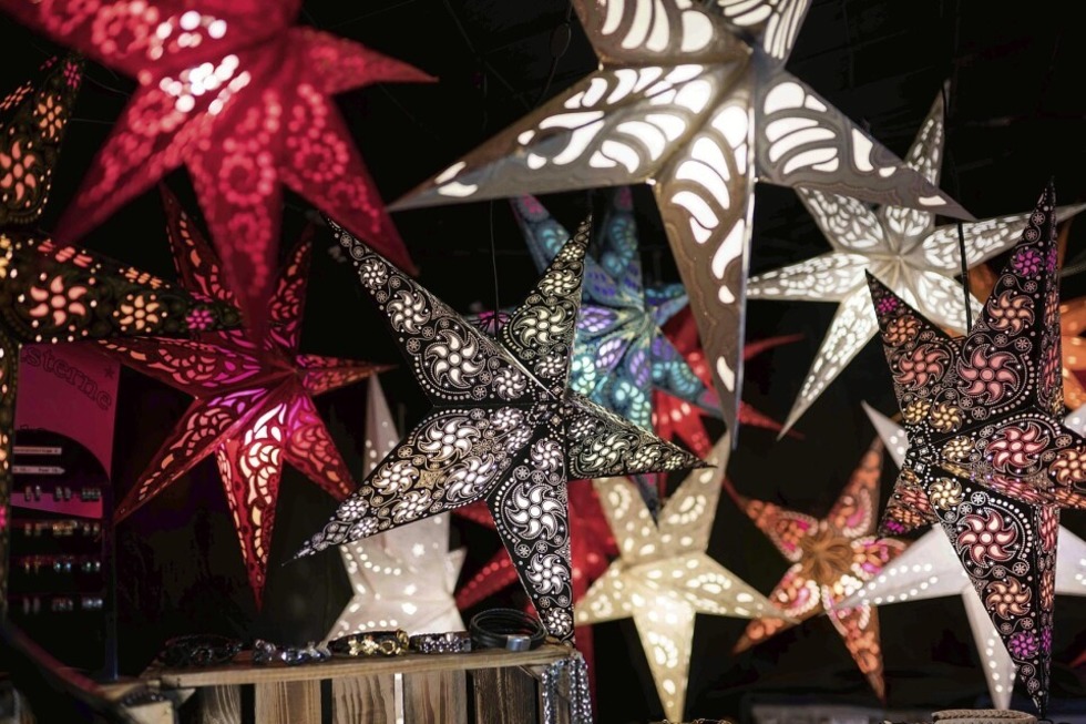 Weihnachtsmarkt in Lrrach mit musikalischem Rahmenprogramm - Badische Zeitung TICKET