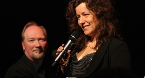 Lions Club Detmold-Cherusker prsentiert: - &#8222;unplugged und unverblmt&#8220; - Benefizkonzert mit Comedy zum Muttertag - Detmold - 10.05.2026 17:00