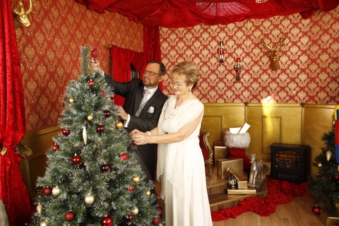 Weihnachtskonzert mit Ronny Heinrich und seinem beliebten Orchester - Solisten: Sophie-Magdalena Reuter (Sopran) und Eric Fennell (Tenor) - Nauen - 20.12.2025 15:00