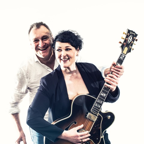 Voice & Strings - Musik & Antipasti - Steffi Denk und Hans „Yankee“ Meier mit neuer CD „Best of Stevie Wonder“ - Oberhaching - 22.04.2026 20:00