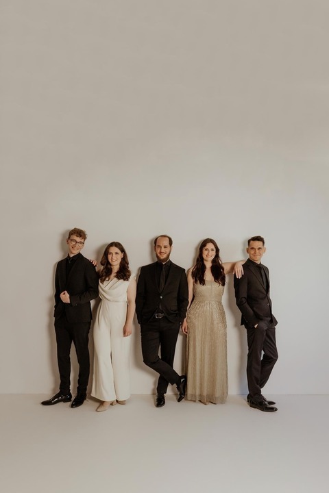 Er�ffnungskonzert mit dem Calmus Ensemble - Byrd and Birds / Die Kl�nge der Natur umrahmt von Klassik und Volksweisen - Heiligenberg - 02.04.2026 18:00