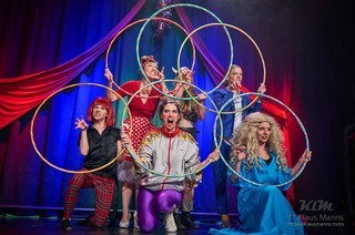 Barbaren Barbies - Neue Show