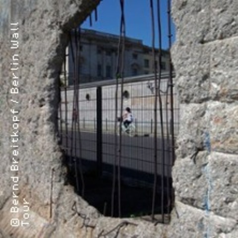 Berliner-Mauer-Tour / Erlebnisf�hrung - BERLIN - 15.08.2026 17:30
