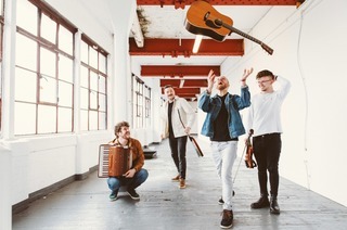 Dallahan - The bold horseman of Irish Trad