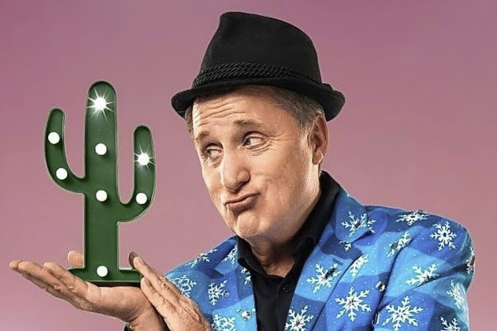 Bernd Kohlhepp gibt in der Kumedi Riegel Vorstellungen seines Programms "Weihnachten mit Herrn H�mmerle" - Badische Zeitung TICKET