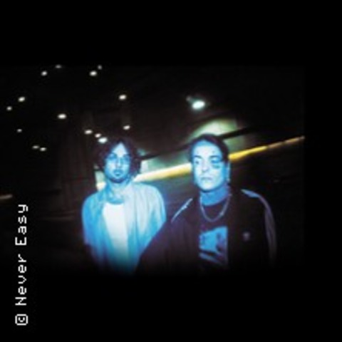 Never Easy - I Still Care Tour: support: Love Is Noise - Newshapes - Hamburg - 04.05.2026 20:00