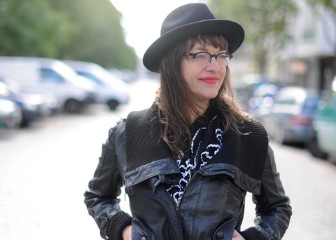 Ulli Lust: Die Frau als Mensch 2: Schamaninnen - Lesung und Gespr�ch mit Andrea Zimmermann in der Reihe Girl, Woman, Other - Freiburg - 17.04.2026 19:30