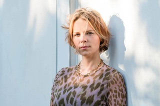 Oliwia H�lterlein: Wir T�chter - Freiburger Andruck, Moderation: Hanna Hovtvian